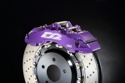 Přední brzdový kit D2 Racing pro Ssangyong Chairman CM 300SL (97-04), 8-pístkové brzdiče, plovoucí kotouče 380x32mm