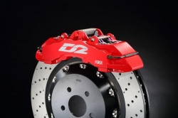 Přední brzdový kit D2 Racing pro Alfa Romeo 146 (94-01), 8-pístkové brzdiče, plovoucí kotouče 421x36mm