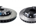 Přední brzdový kit D2 Racing pro Alfa Romeo 147 mimo GTA (00-10), 8-pístkové brzdiče verze Sport, plovoucí kotouče 330x32mm